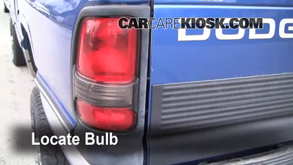 1997 Dodge Ram 2500 5.9L V8 Standard Cab Pickup Éclairage Feux de position arrière (remplacer ampoule)